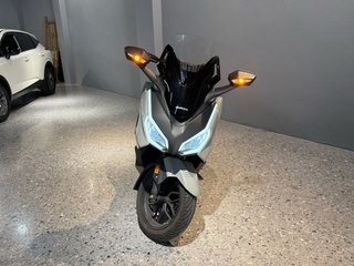 Honda Forza 350