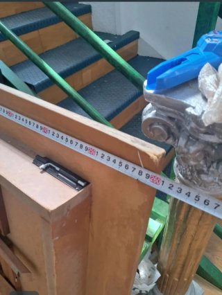 Mesa de comedor de madera