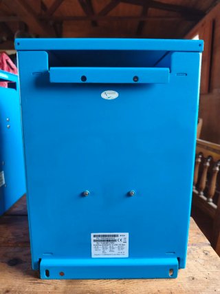 Inversor Victron MultiPlus 24/3000/70-16