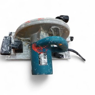 SIERRA CIRCULAR MAKITA 5903R