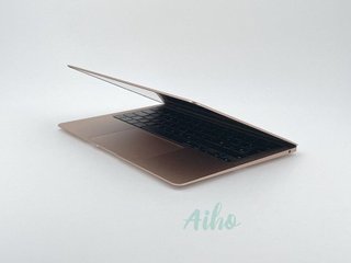MacBook Air 13" M1 (2020) 8 CPU/7 GPU núcleos - SSD 256Gb - RAM 8Gb - Dorado