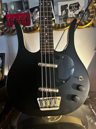 Bajo Danelectro 58 Longhorn Negro