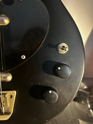 Bajo Danelectro 58 Longhorn Negro