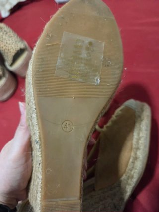 Sandalias tipo alpargata con cordones