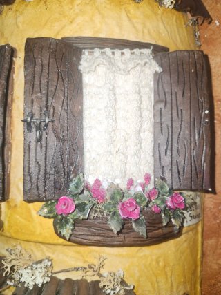Teja Decorada Artesanal (48cm alto. 28cm ancho)