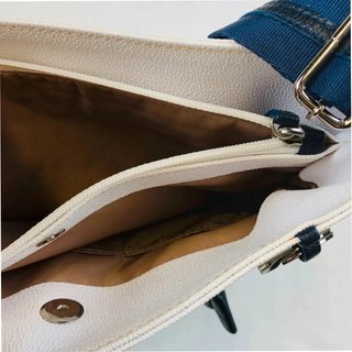 Brics borsa bianca in pelle