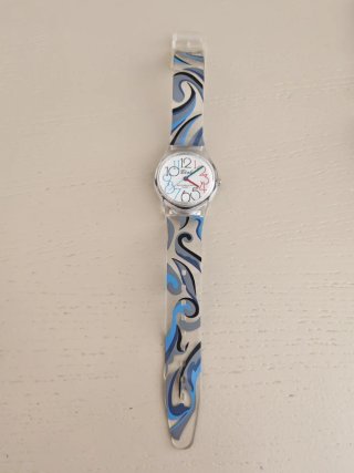 Orologio Swatch con cinturino decorato