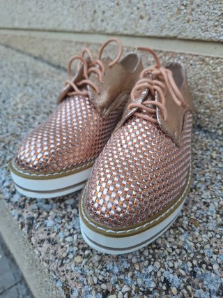 Zapatos Ortopédicos Dorados Talla 37
