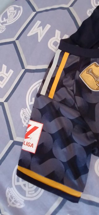 Camiseta Real Madrid Vini Jr. 7 7-8 años