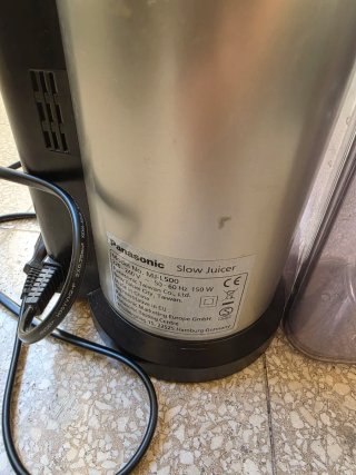Estrattore di succo compatto