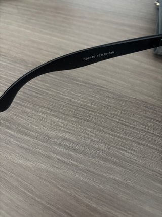 Gafas de sol Ray-Ban Wayfarer negras con funda