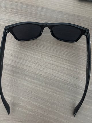 Gafas de sol Ray-Ban Wayfarer negras con funda