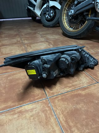 Faro Izquierdo Kia Sportage 2013