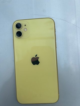 iPhone 11 Amarillo 64GB