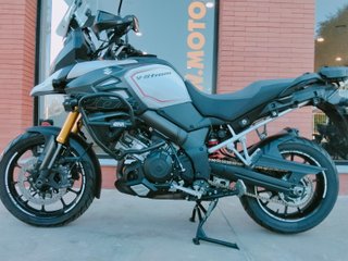 Suzuki V-Strom 1000 Adventure Moto