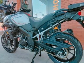 Suzuki V-Strom 1000 Adventure Moto