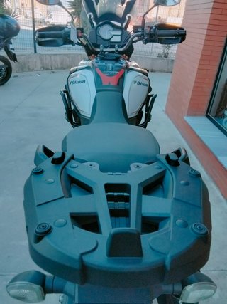 Suzuki V-Strom 1000 Adventure Moto