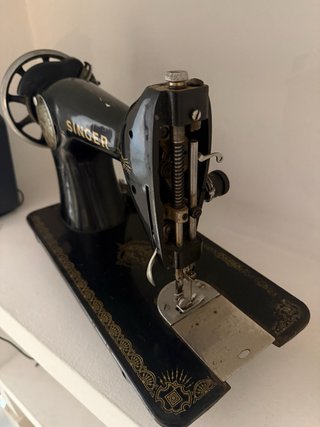 Máquina de coser antigua Singer