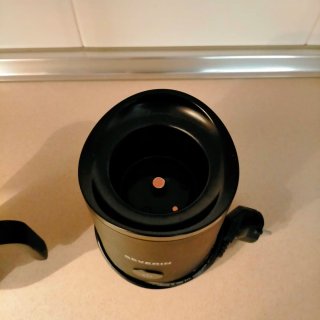 Espumador de leche Severin . Solo venta en persona