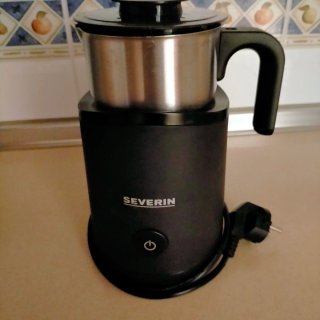 Espumador de leche Severin . Solo venta en persona