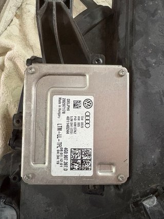 Centralitas Faro Audi A4 B8.5