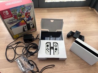 Nintendo Switch OLED Mario Bros Wonder
