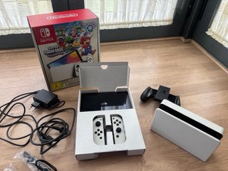 Nintendo Switch OLED Mario Bros Wonder