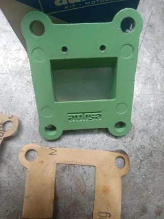 Caja de Láminas Autisa para Derbi Variant