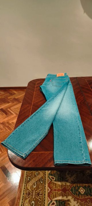PANTALÓN LEVI'S 502, FLEXIBLE COOL, BLUE SKY, W32.