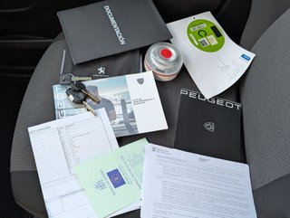 Peugeot Partner Larga 1.5BlueHdi IVA y Garantía In
