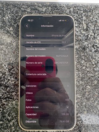 Apple iPhone 13