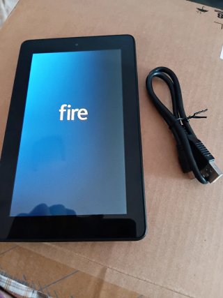 Tablet Amazon Fire 7 (7") Restablecida de fábrica