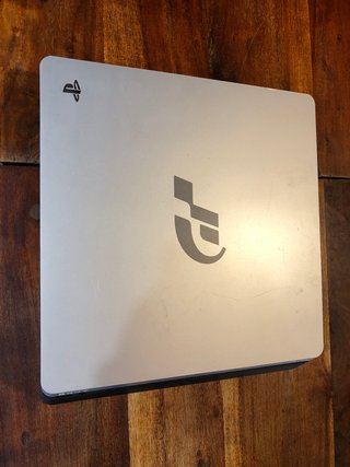 PS4 Slim gran turismo 1 TB + cavi + controller