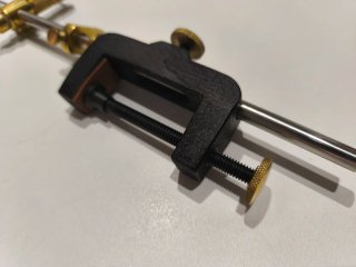 Torno para atado de moscas