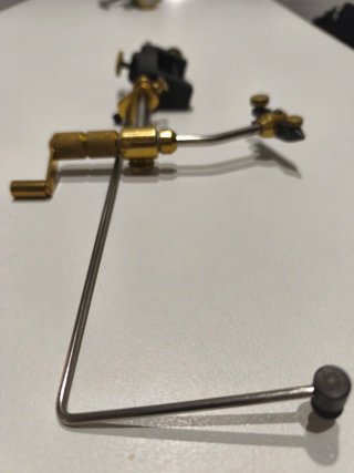 Torno para atado de moscas