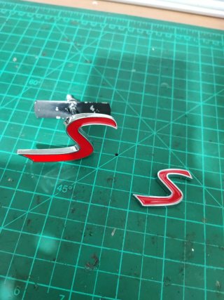 Emblema Mini Cooper S Rojo
