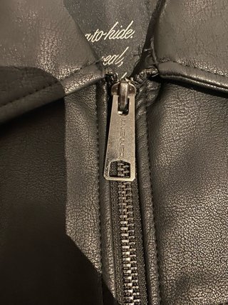 Chaqueta Carhartt Negra Cuero