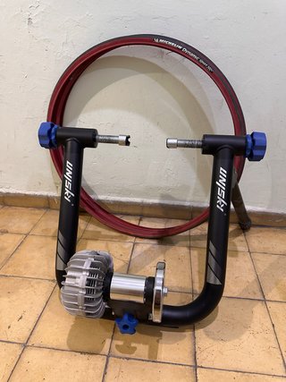 Rodillo de Bicicleta Unisky y Cubiertas