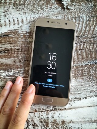 Samsung Galaxy A3 Dorado