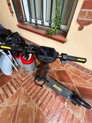 Patinete Eléctrico Jeep Camou