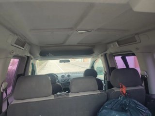 Volkswagen Caddy 2011