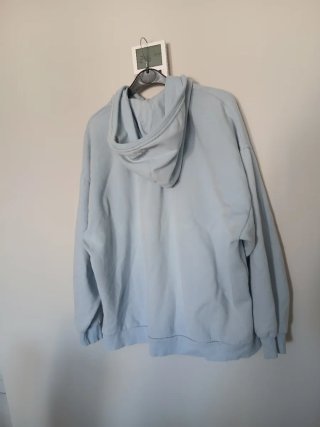 Sudadera azul chica