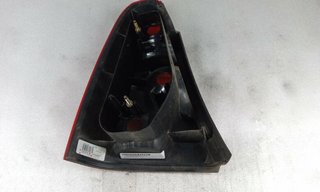 511526 piloto trasero derecho 89030062 dacia logan