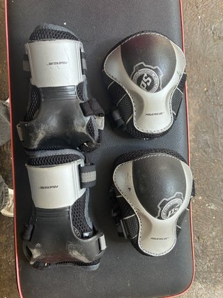 Kit Protecciones Powerslide Negro y Plateado