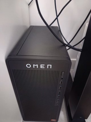 PC Gaming HP OMEN 16L Ryzen 5 RTX 5060 Ti SSD 1TB