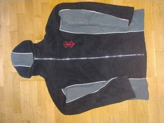 Chaqueta Berserk Negra y Gris