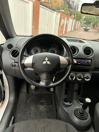 Mitsubishi Colt 2009