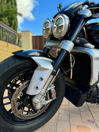 Triumph Rocket 3 R Chrome Edition 2023