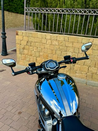 Triumph Rocket 3 R Chrome Edition 2023