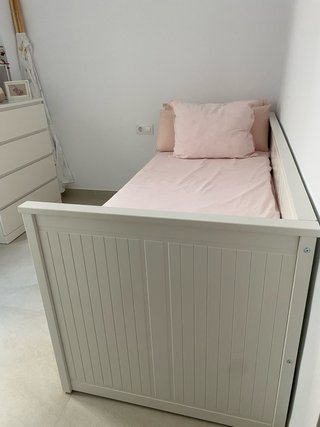 Cama IKEA HEMNES Blanca + 2 colchones nuevos